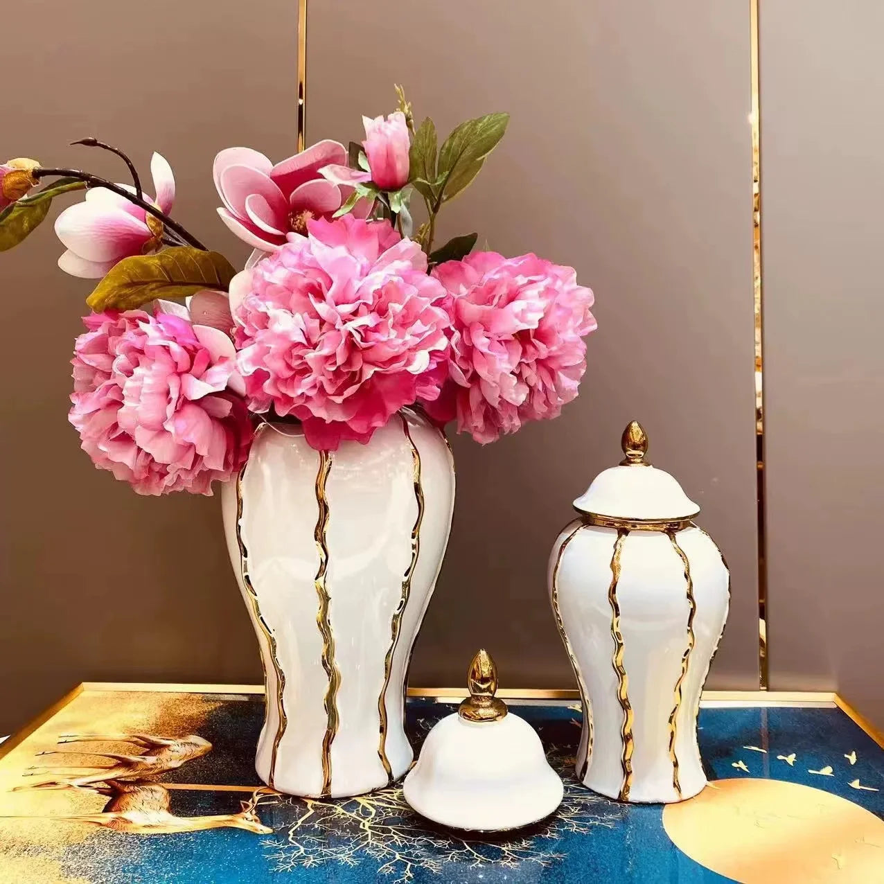 Gold Floral Ceramic Vase – Vintage with Gold Border